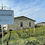 Photo d'un panneau pré enseigne